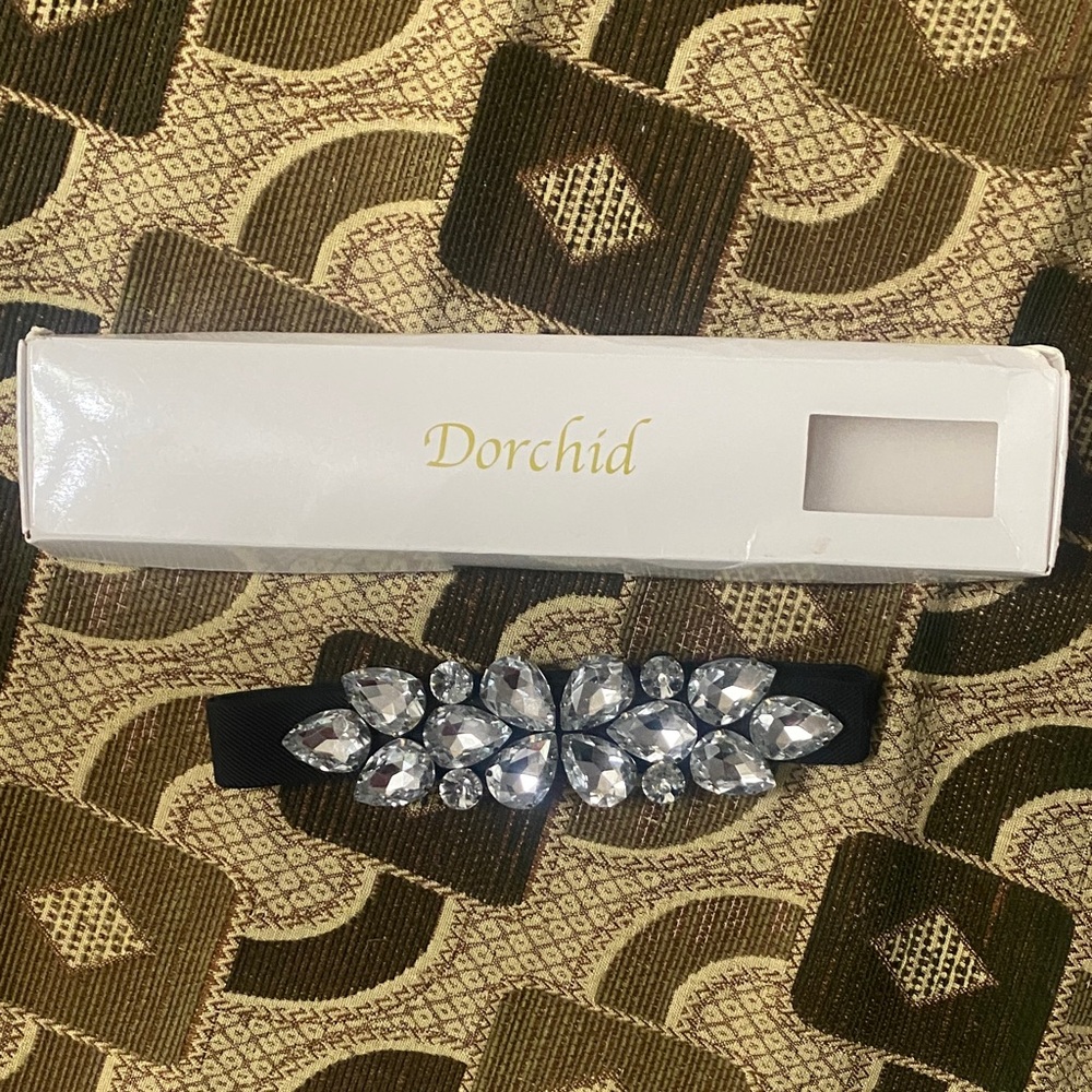 ✨ Dorchid Crystal Dress Belt – Adjustable Elastic Rhinestone Waist Belt ✨